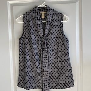 Banana republic sleeveless blouse, size small